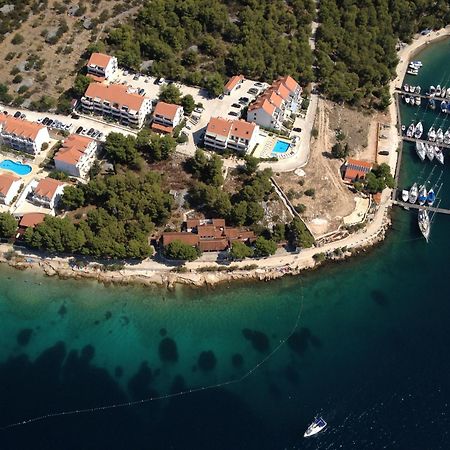 Illyrian Resort Milna  Extérieur photo
