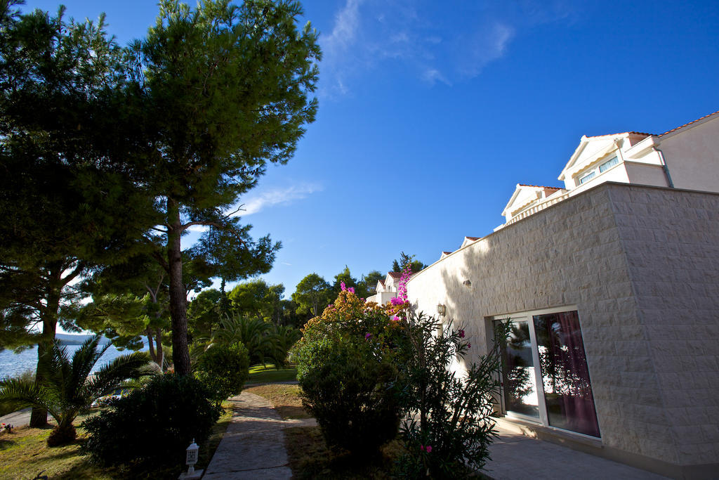 Illyrian Resort Milna  Extérieur photo