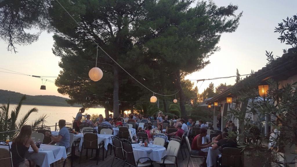 Illyrian Resort Milna  Extérieur photo
