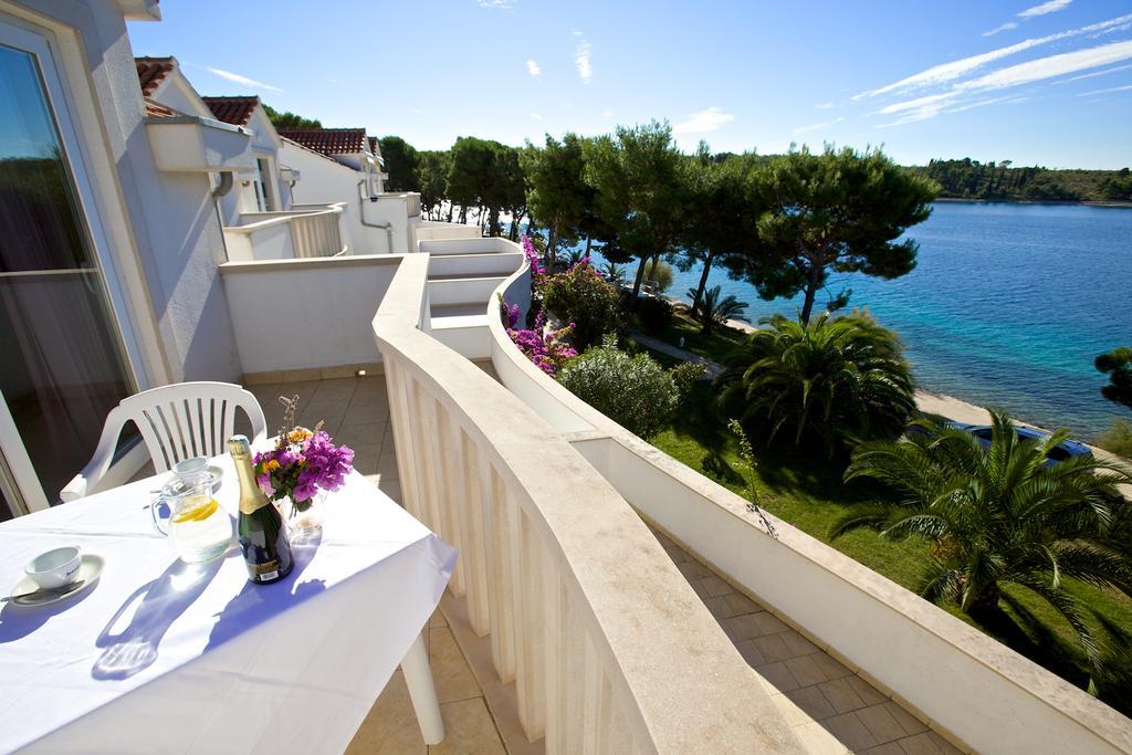 Illyrian Resort Milna  Extérieur photo