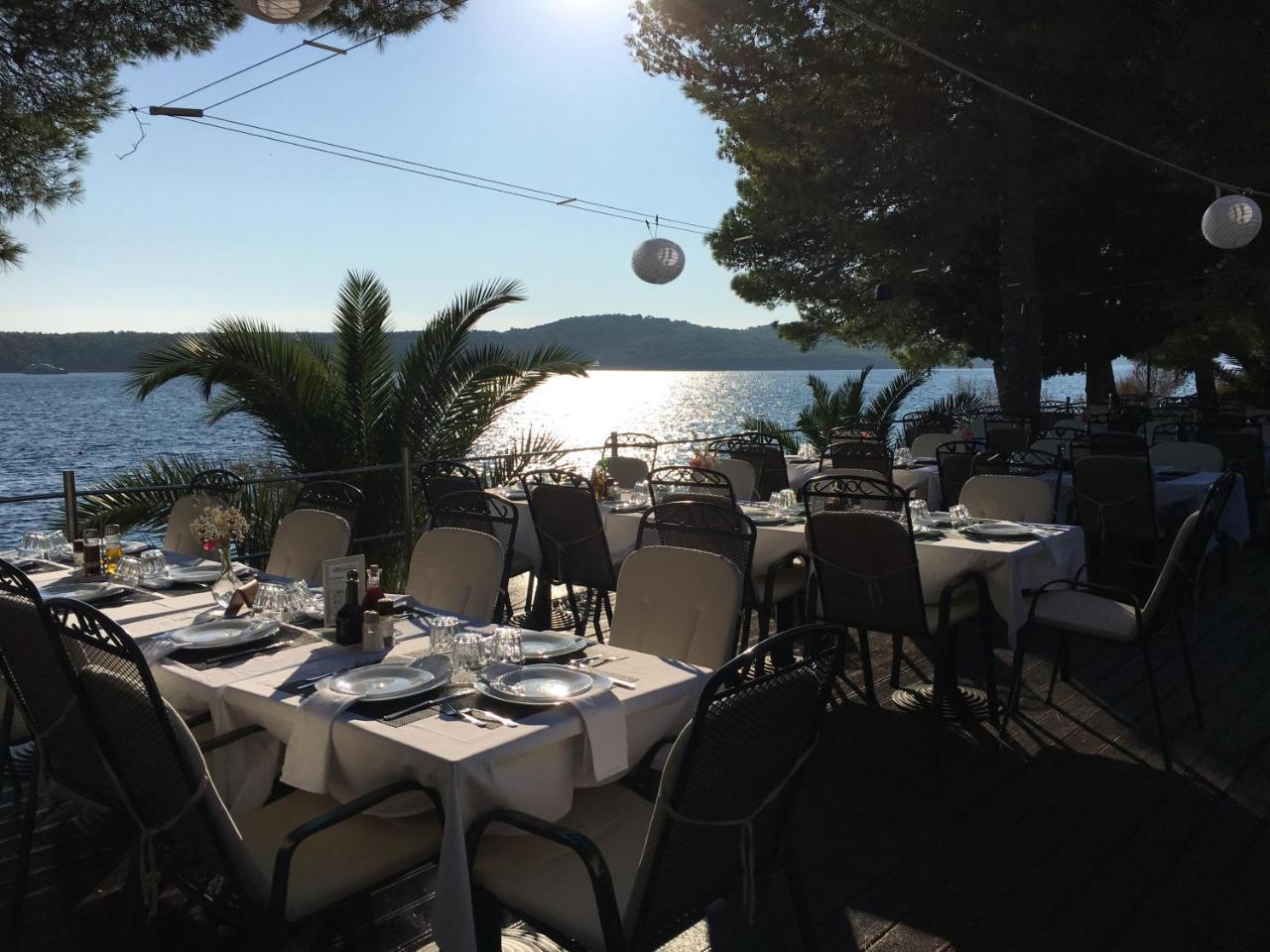 Illyrian Resort Milna  Extérieur photo