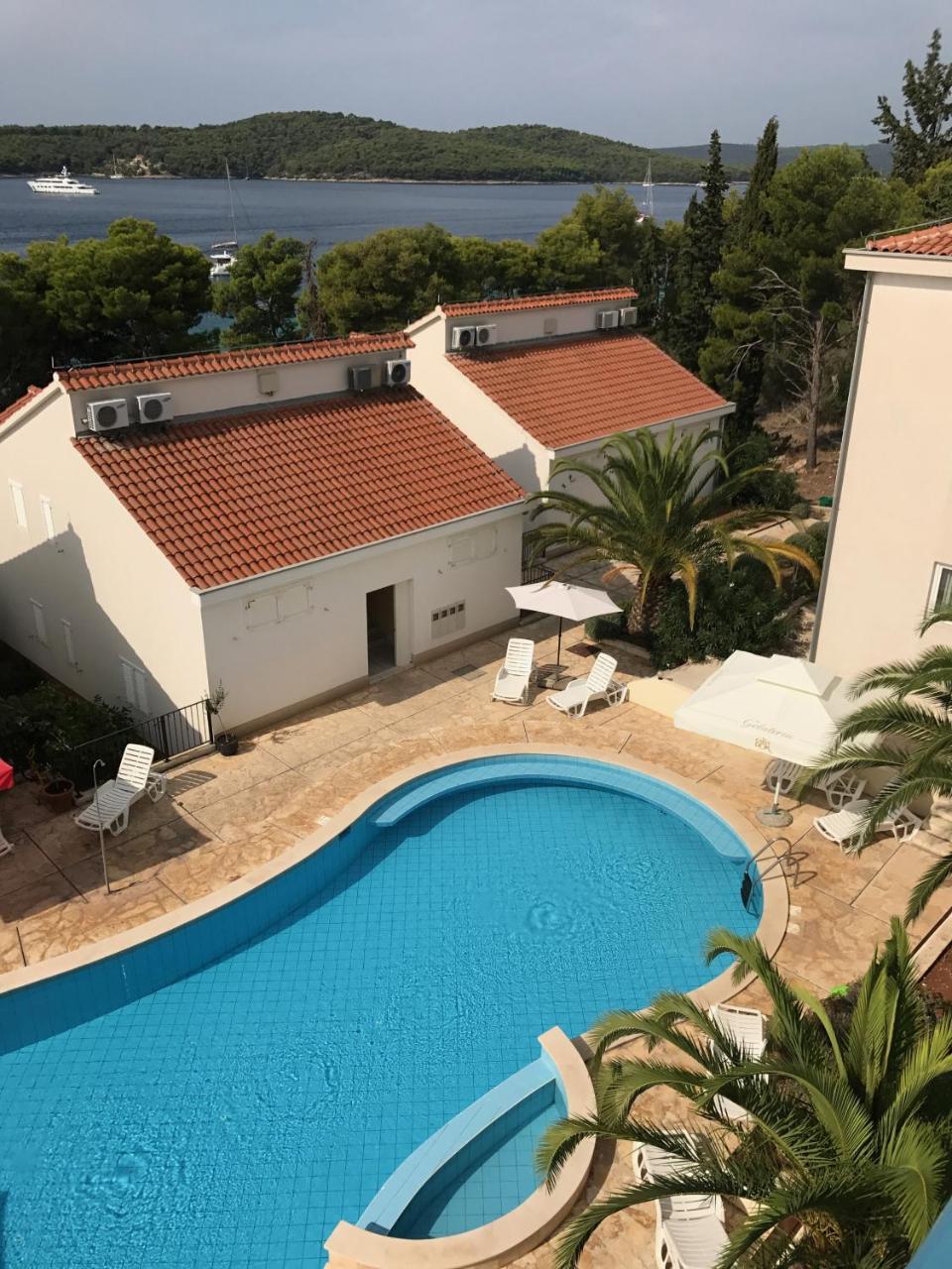 Illyrian Resort Milna  Extérieur photo